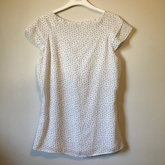 Flutter Cap Sleeve Party Cake Sprinkle Pleated Blouse - Picture 2 of 16